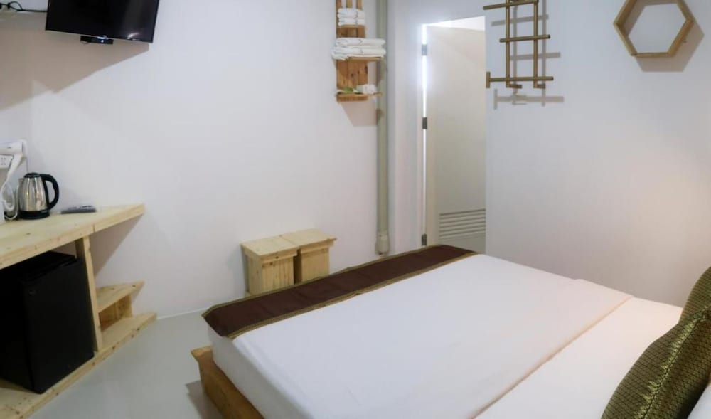 BASIC, DOUBLE BED