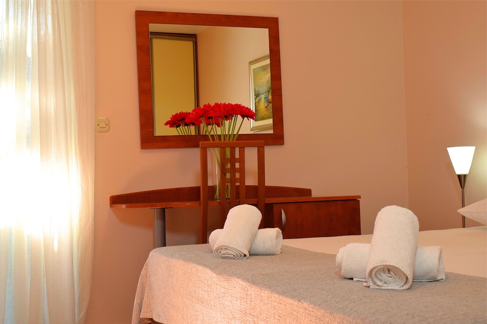 Matilde Beach Resort 12/50