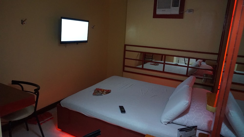 Hotel Sogo Edsa Caloocan 27/38