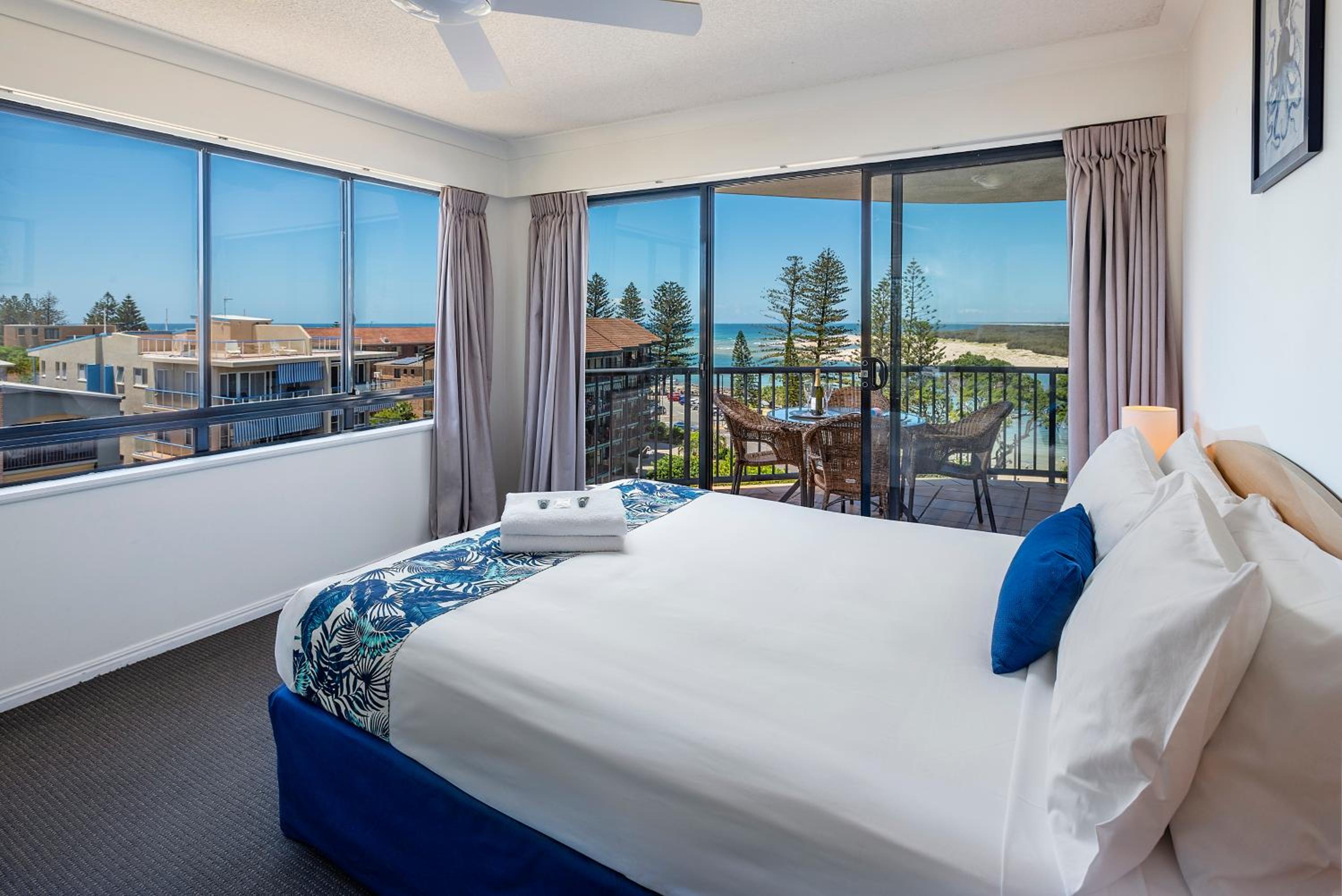 1 Bedroom, Apartment, Ocean View, Top Floor