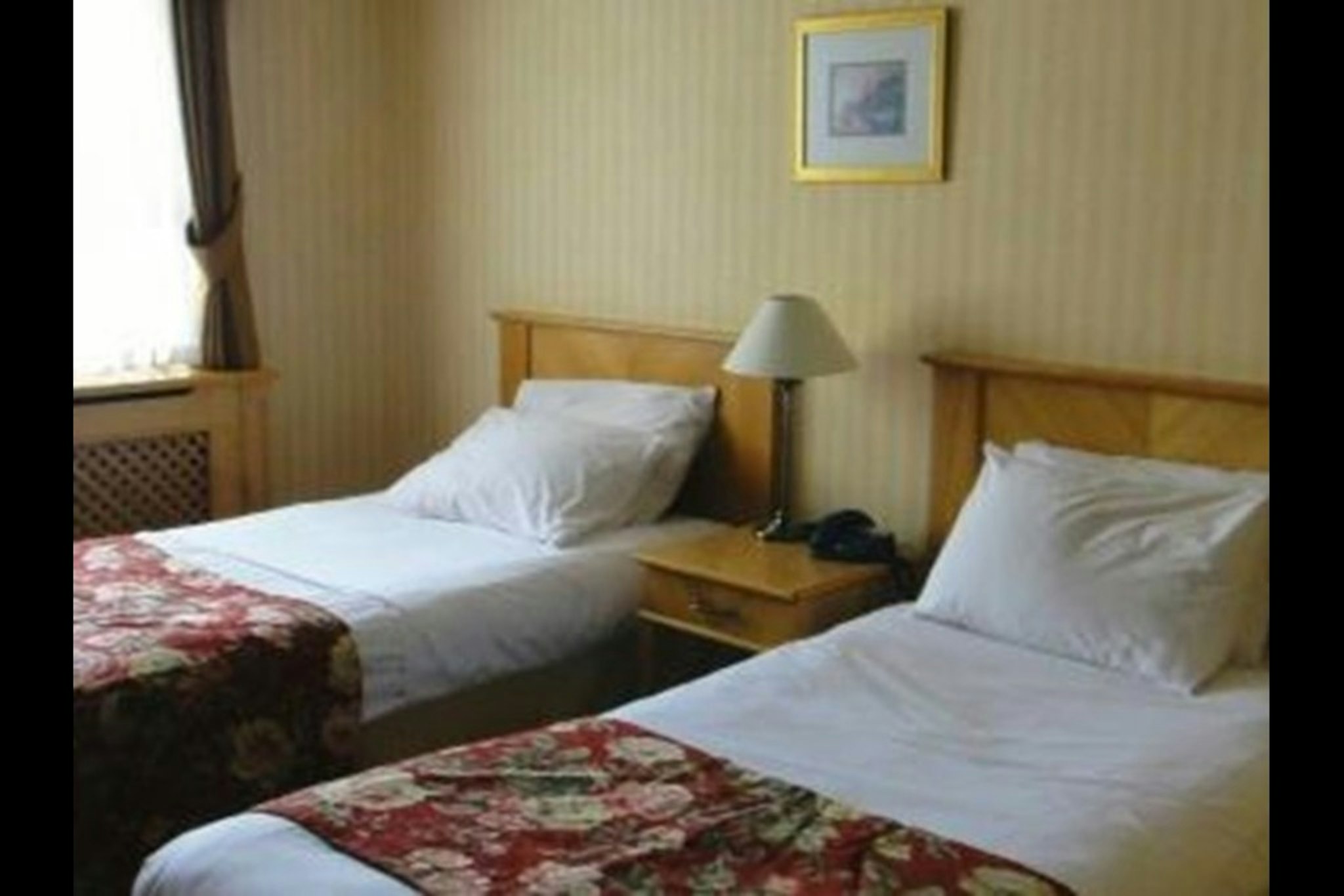 Troy Hotel 16/45