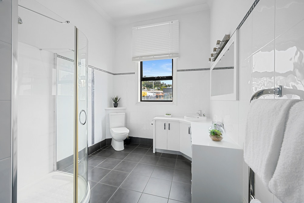 Burnie City Apartments 42/43