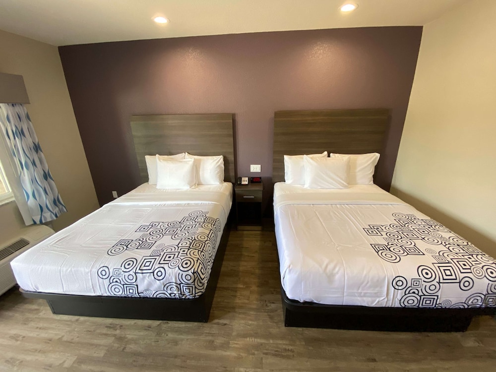 Surestay Plus Hotel By Best Western Ada 15/40