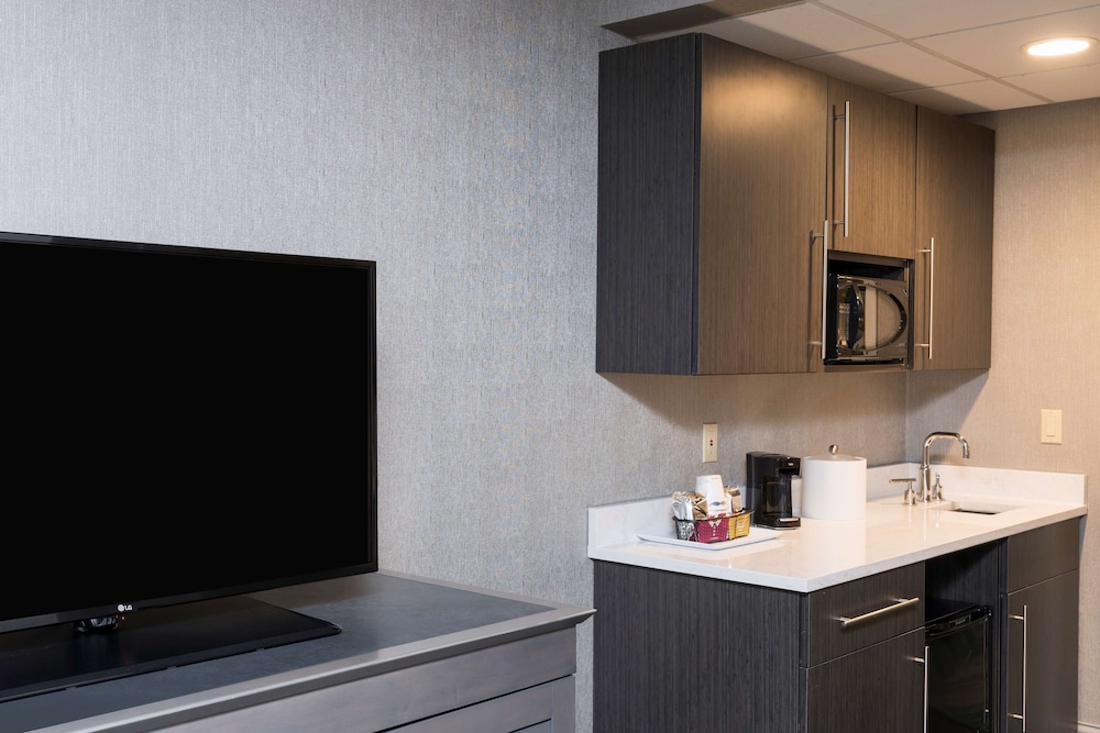 Hampton Inn Midland Mi 36/41