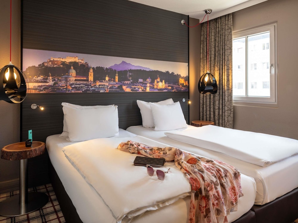 SUPERIOR, DOUBLE BED