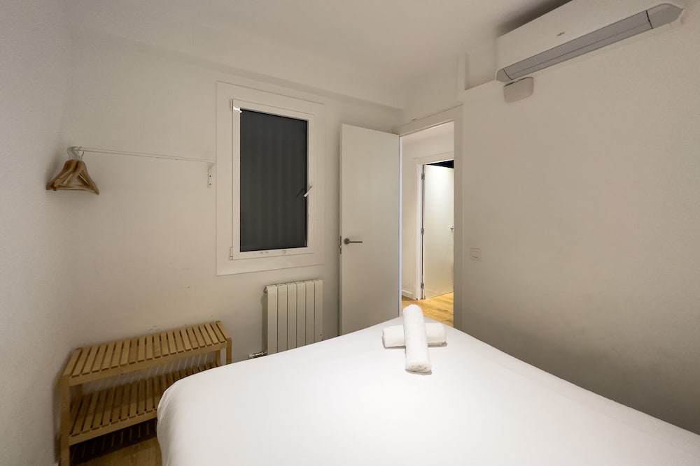4 Bedrooms, Family, Apartment, 4 Beds, 2 Double Beds, 2 Bathrooms