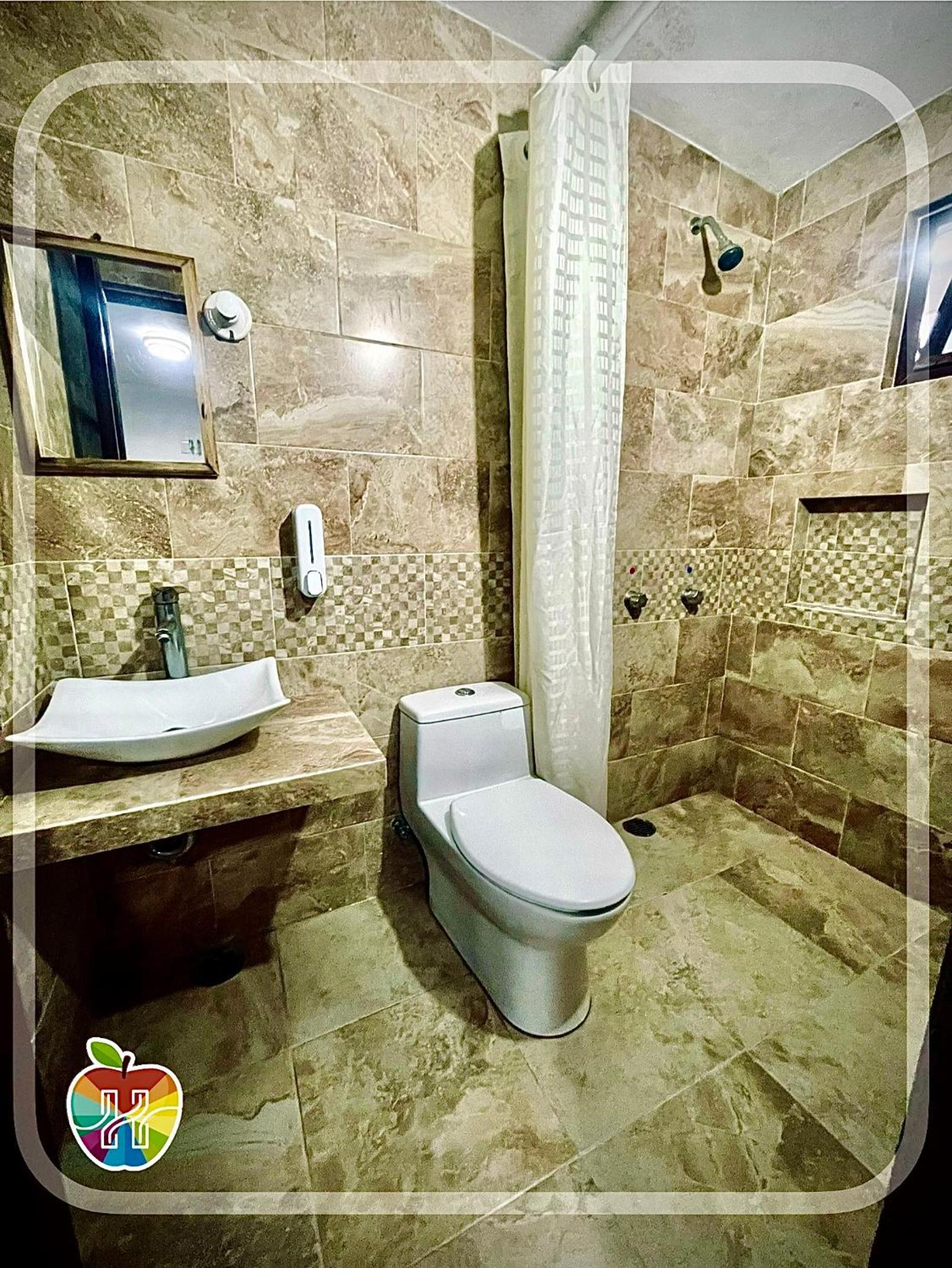 Hotel Gran Manzana 50/50