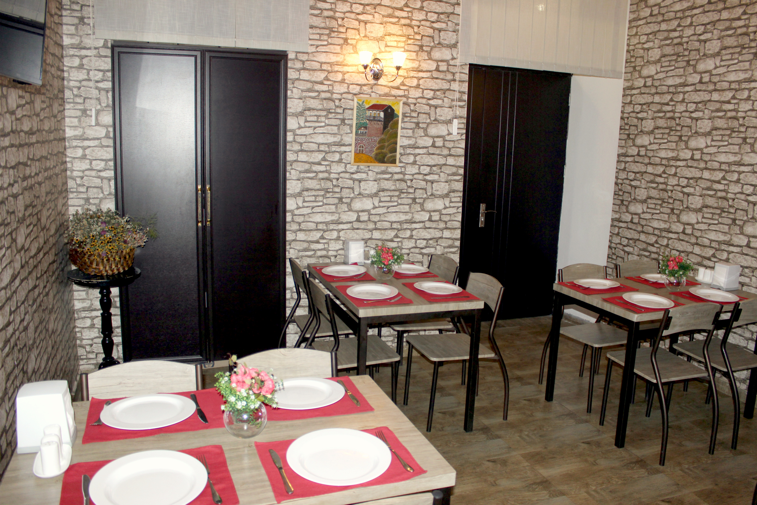 Darchi Hotel 25/36