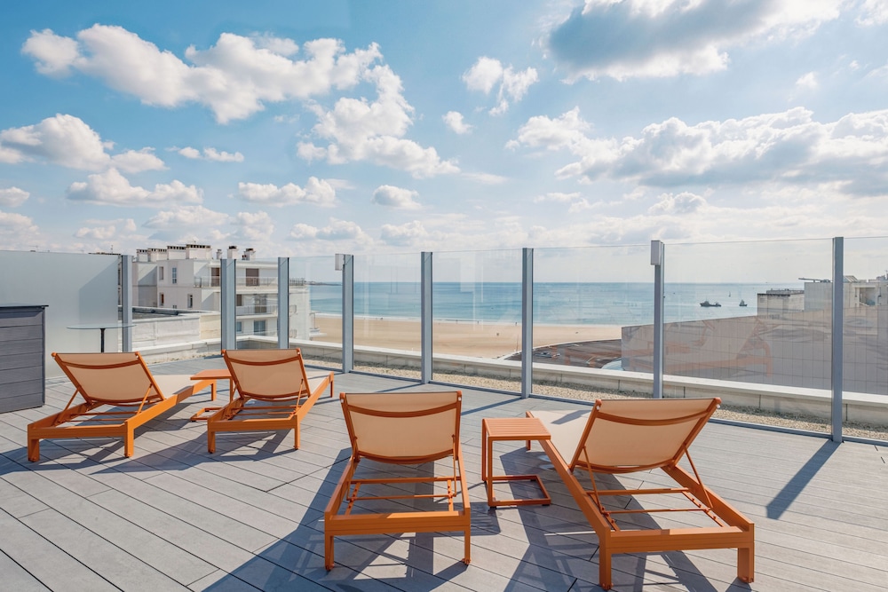 Kyriad Prestige Les Sables D Olonne Plage Centre Des Congres 63/65