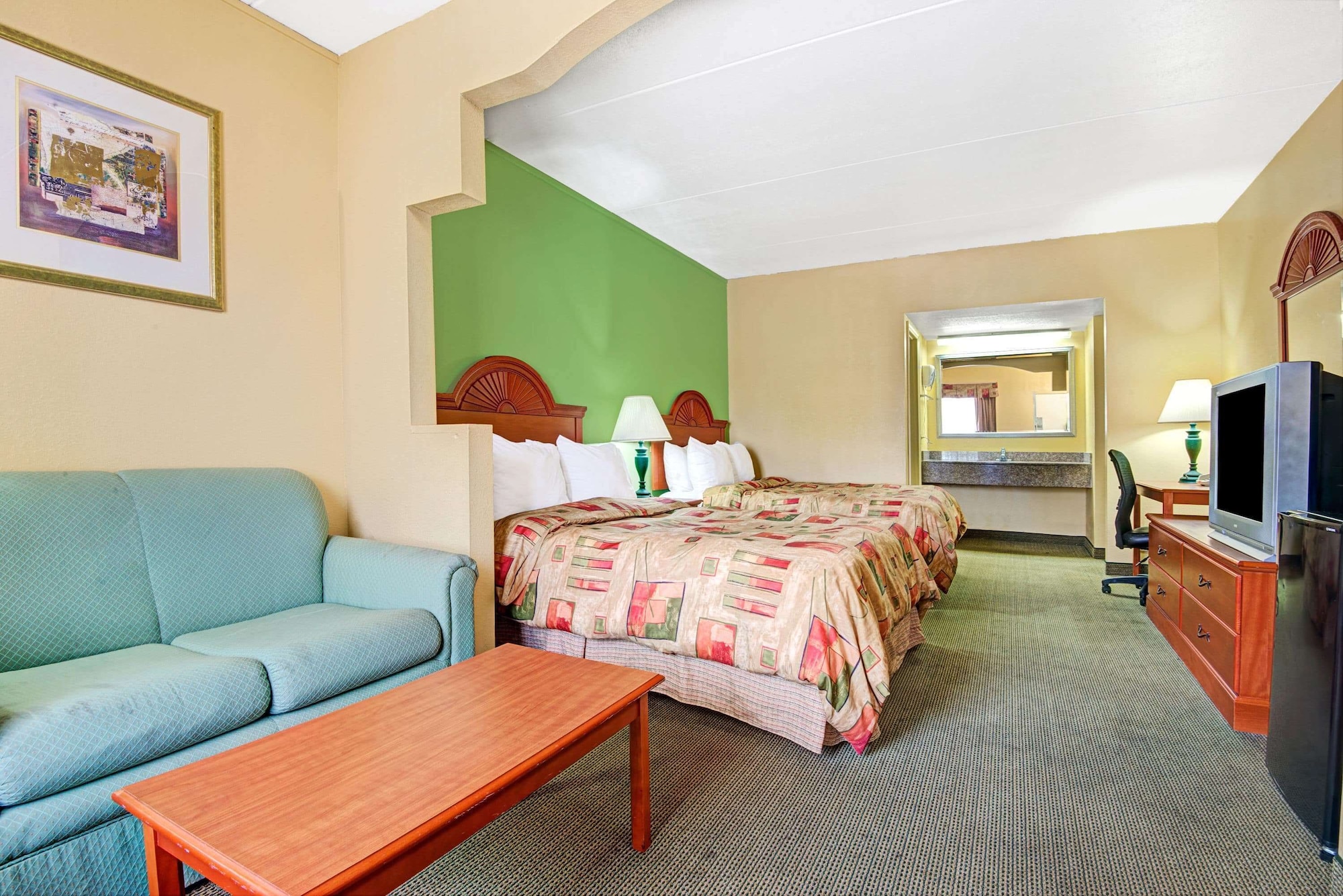 جناح استوديو بسريرين كوين، Super 8 by Wyndham Nashville Near Downtown / I-40 2/4