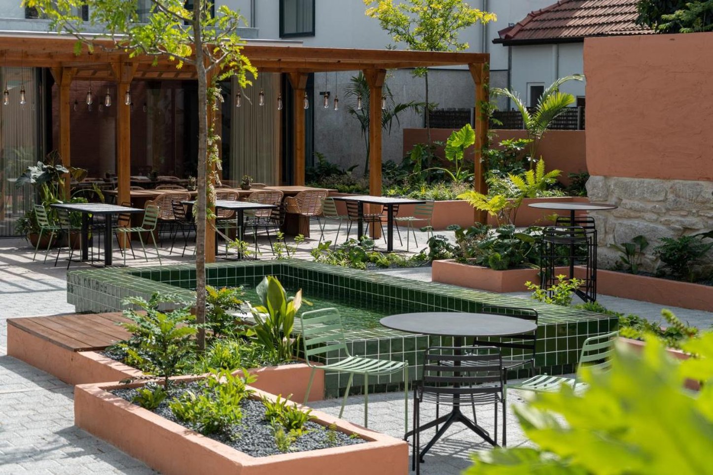 The Editory Garden Baixa Porto Hotel 41/46