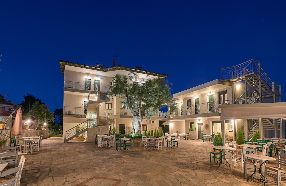 Mirabilia Boutique Hotel