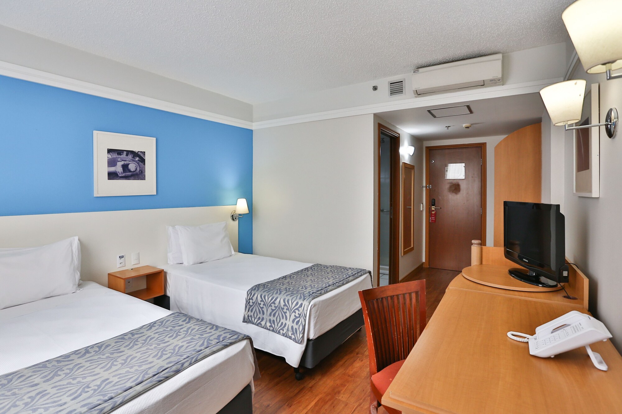 SUPERIOR, TWIN BEDS