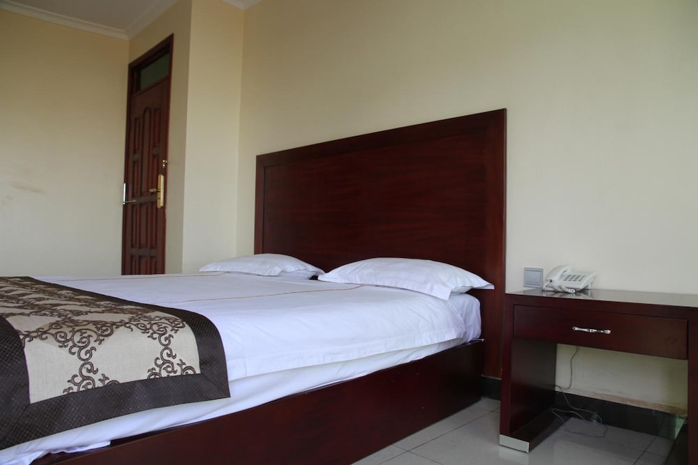 Namayiba Park Hotel 21/50