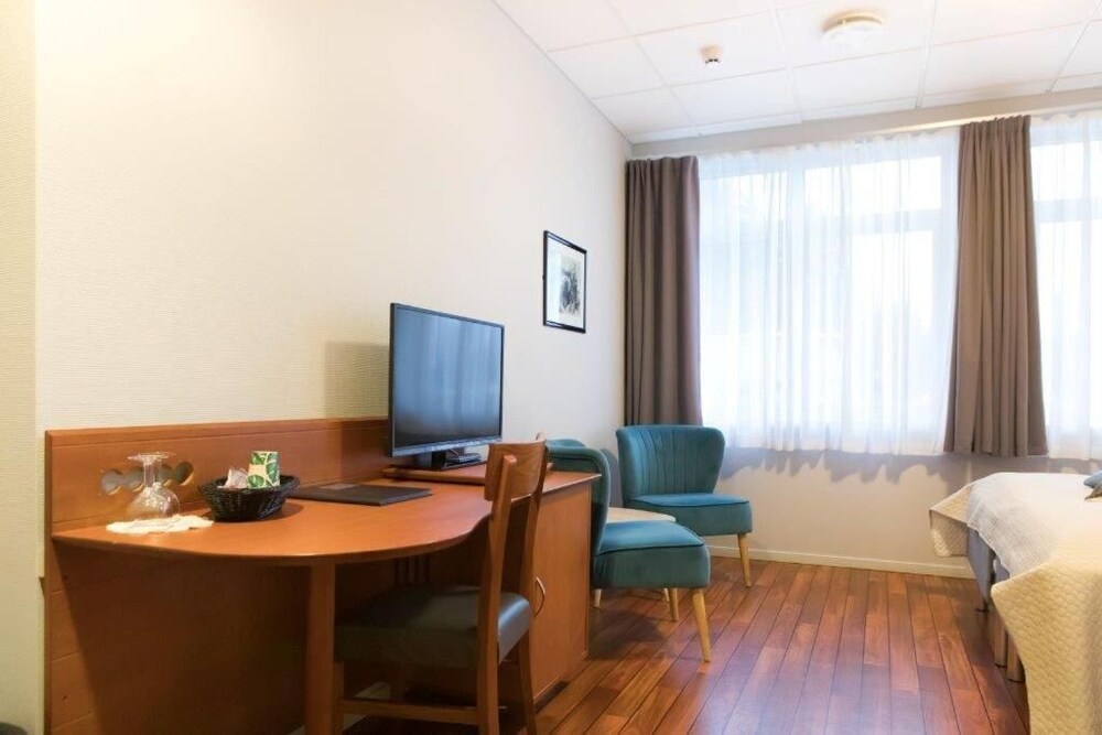 Aalesund Airport Hotel 23/34