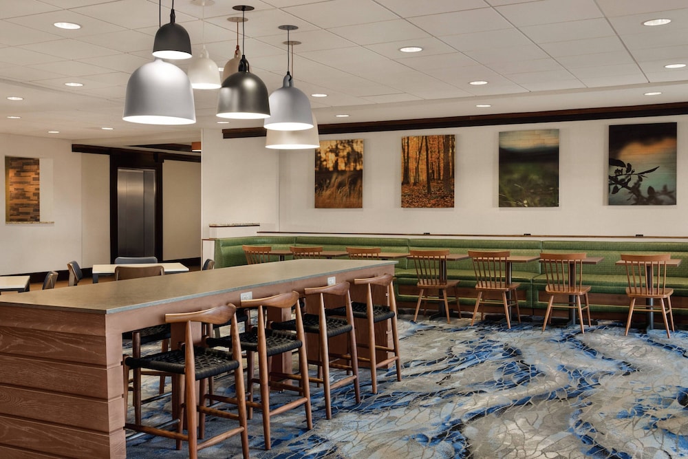 Fairfield Inn And Suites Tupelo 40/44