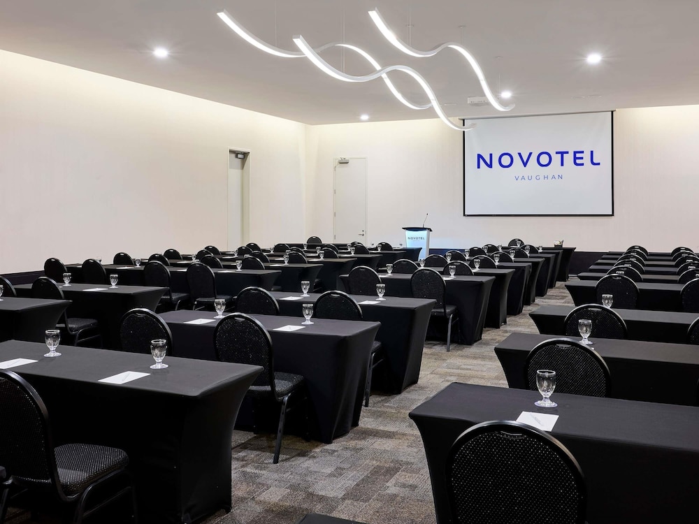 Novotel Toronto Vaughan 59/65