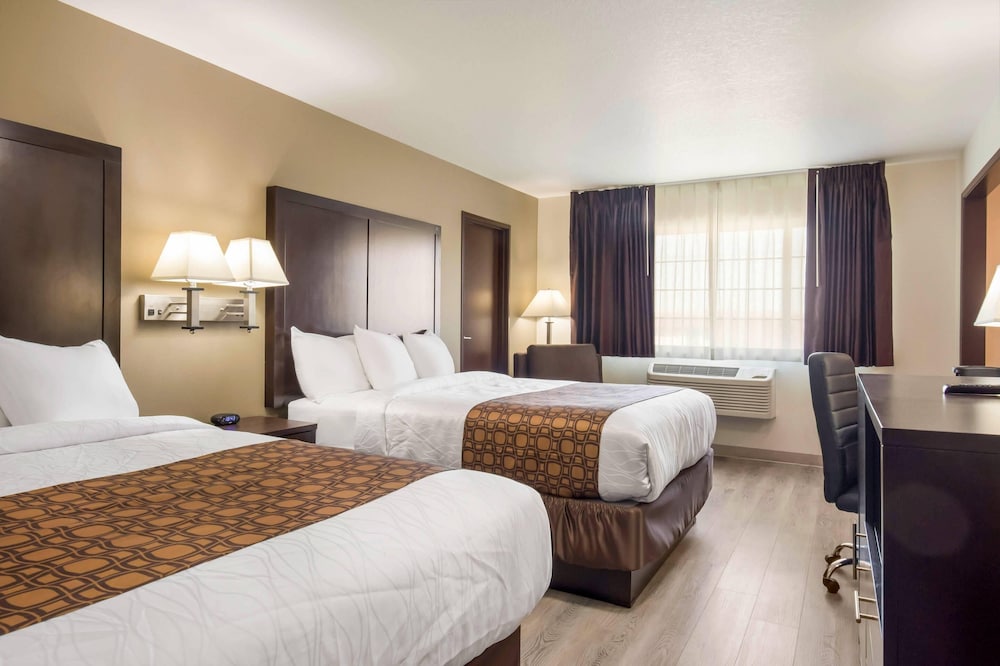 غرفة قياسية بسريرين كوين، Econo Lodge Umatilla Columbia River Area 3/6