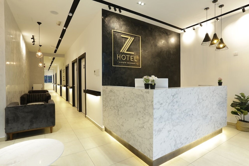 Z Hotel Ara Damansara, LRT, Mall, Airport 4/37