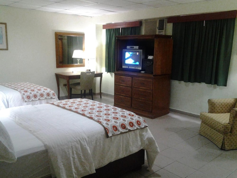 Micro Hotel Condo Suites 5/25