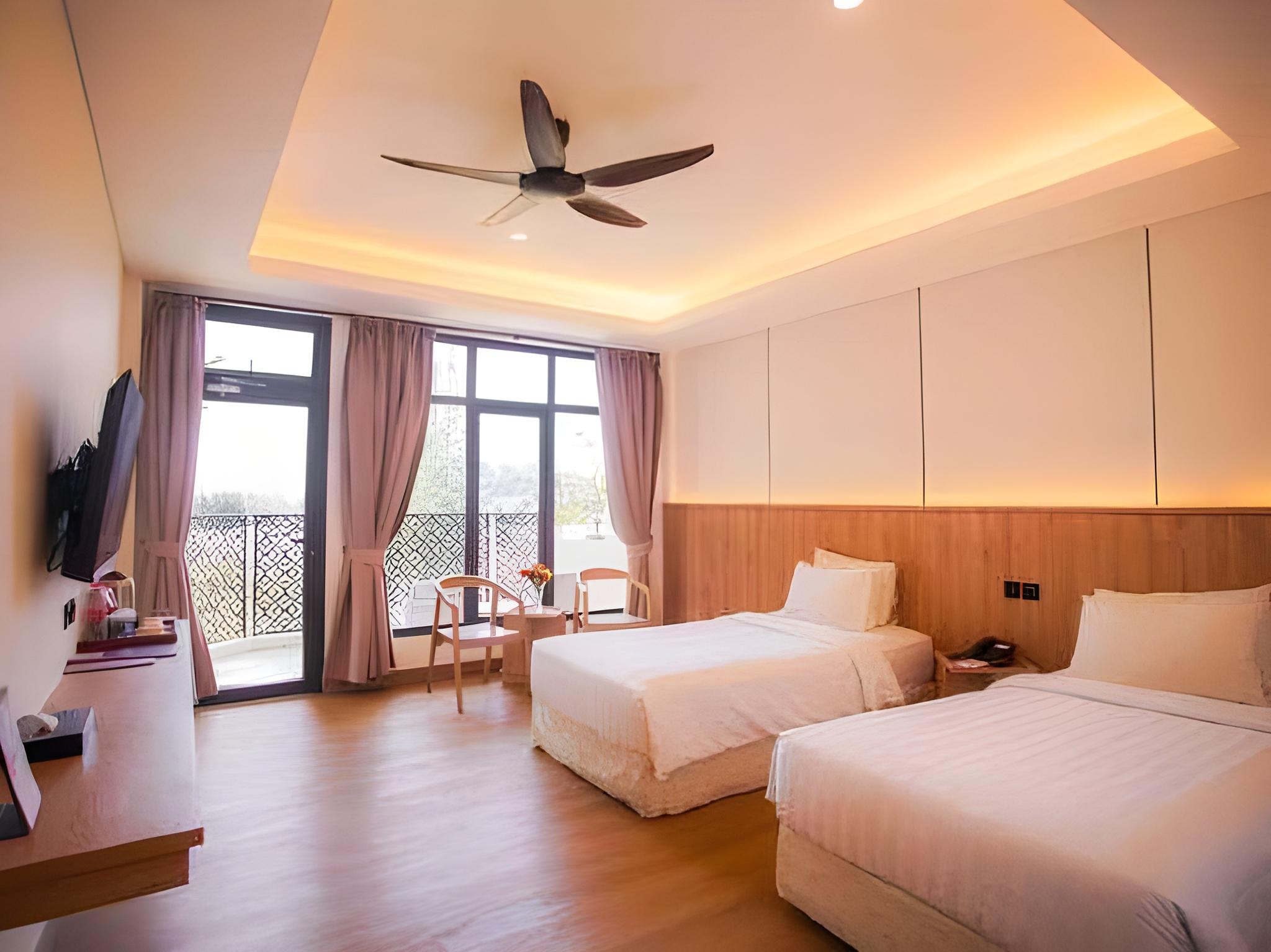 Deluxe, 2 Double Beds