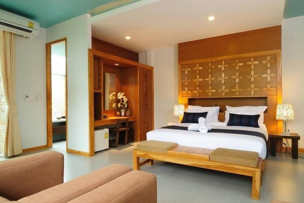 Nana Resort Kaengkrachan 24/65