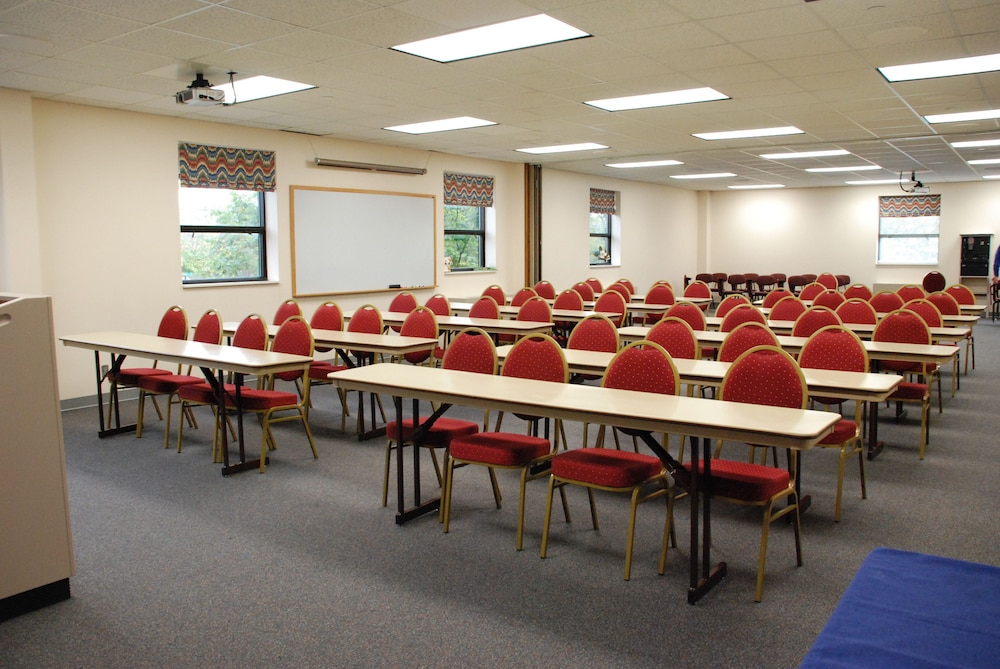 Asbury Inn and Suites 53/66