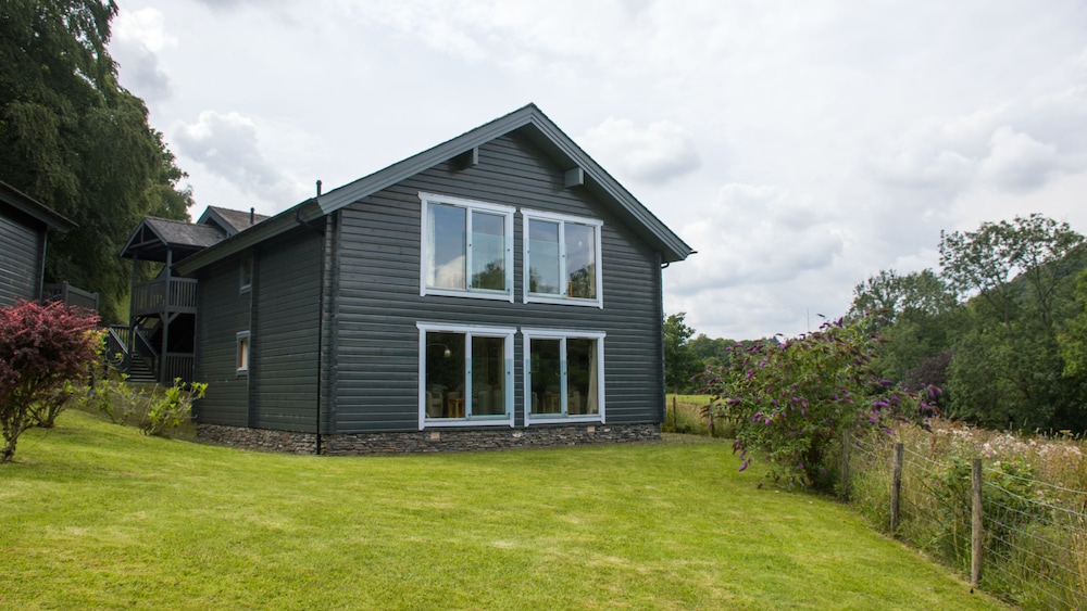Brathay Hall Brathay Trust 2/50