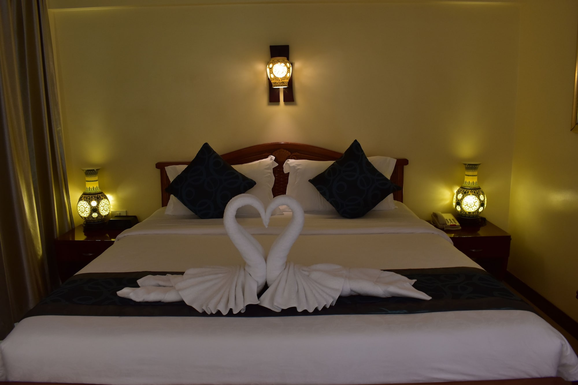 Ango, Suite, King Bed