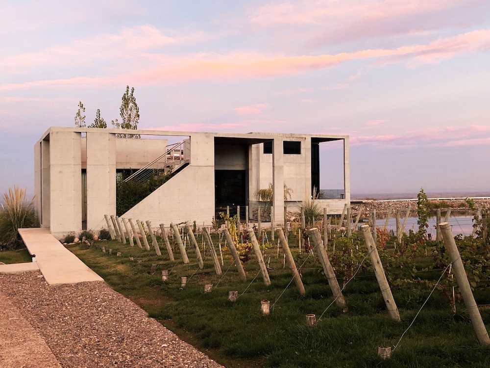 Casa de Uco Vineyards Wine Hotel 67/74