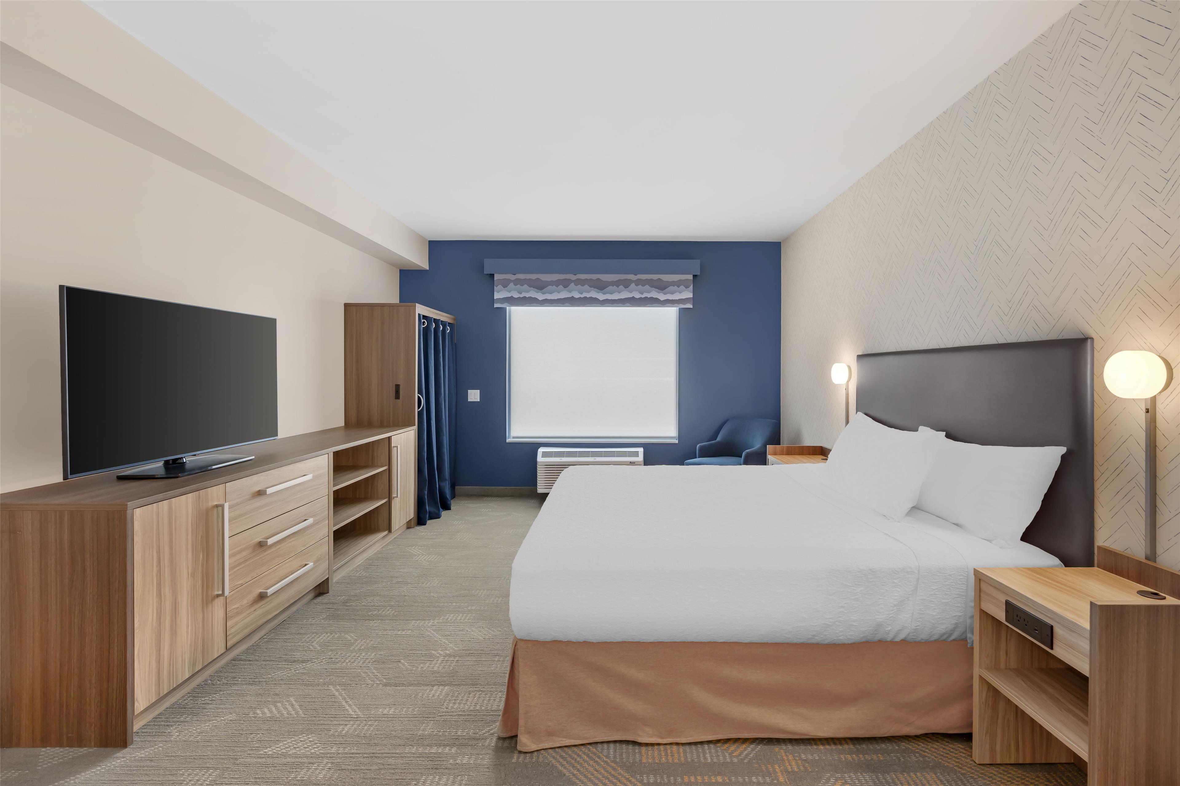 1 Bedroom, Suite, King Bed, Accessible