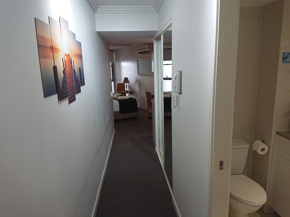 SCARBOROUGH BEACH RESORT 12/72