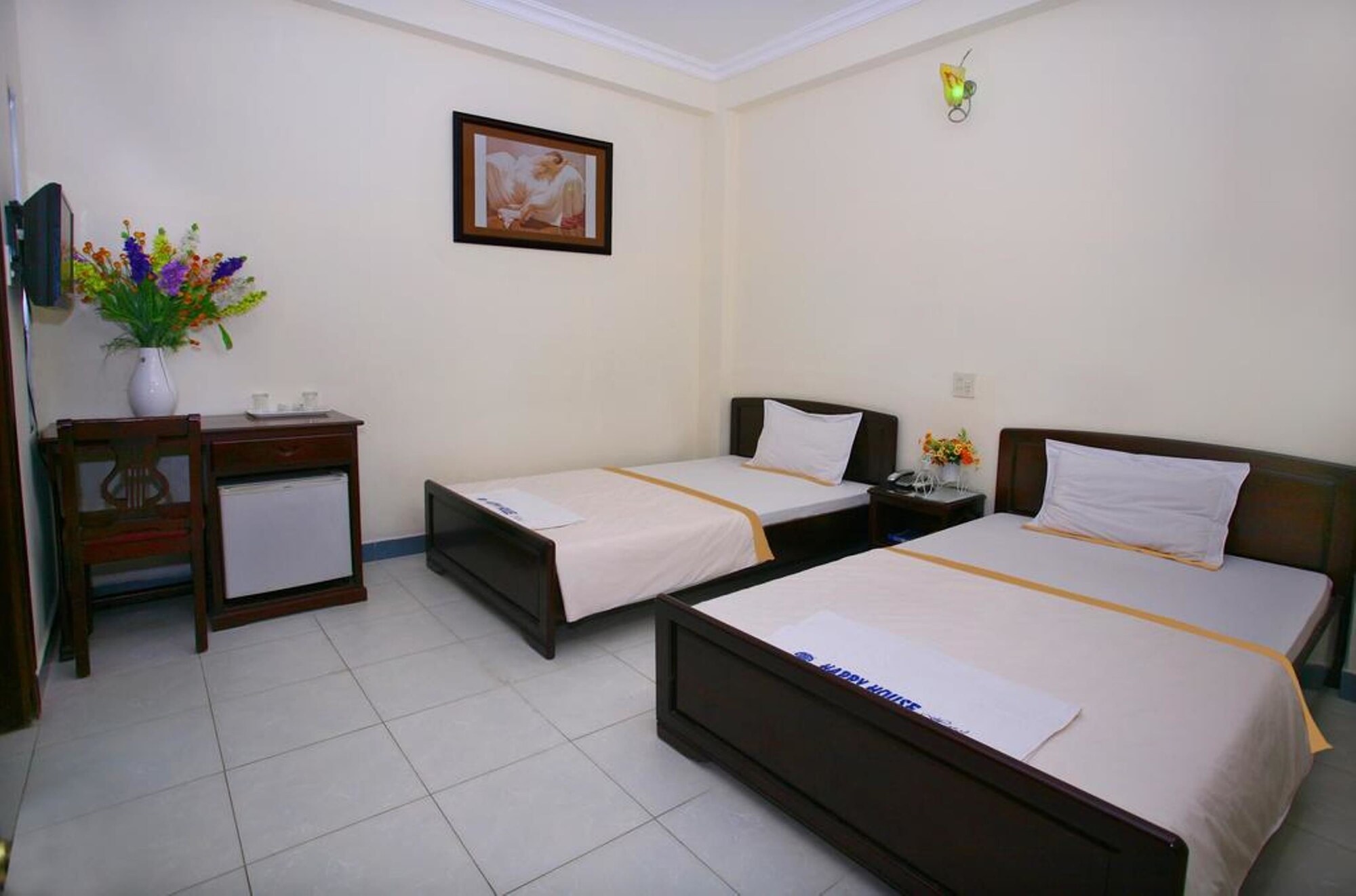 SUPERIOR, DOUBLE OR TWIN BED