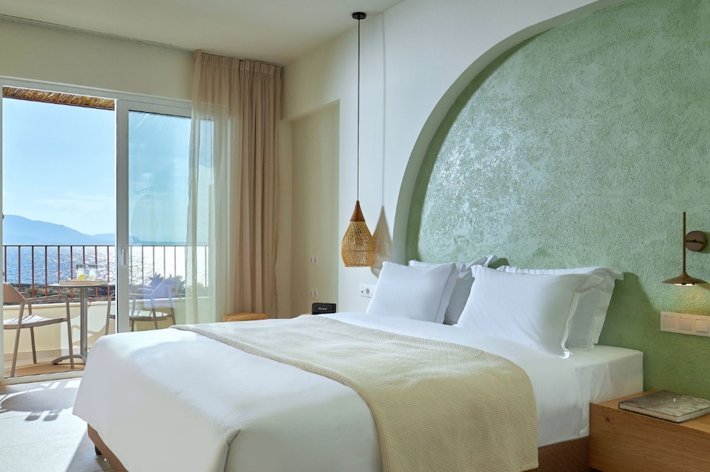 Vasia Sea Retreat - Adults Only 12/36