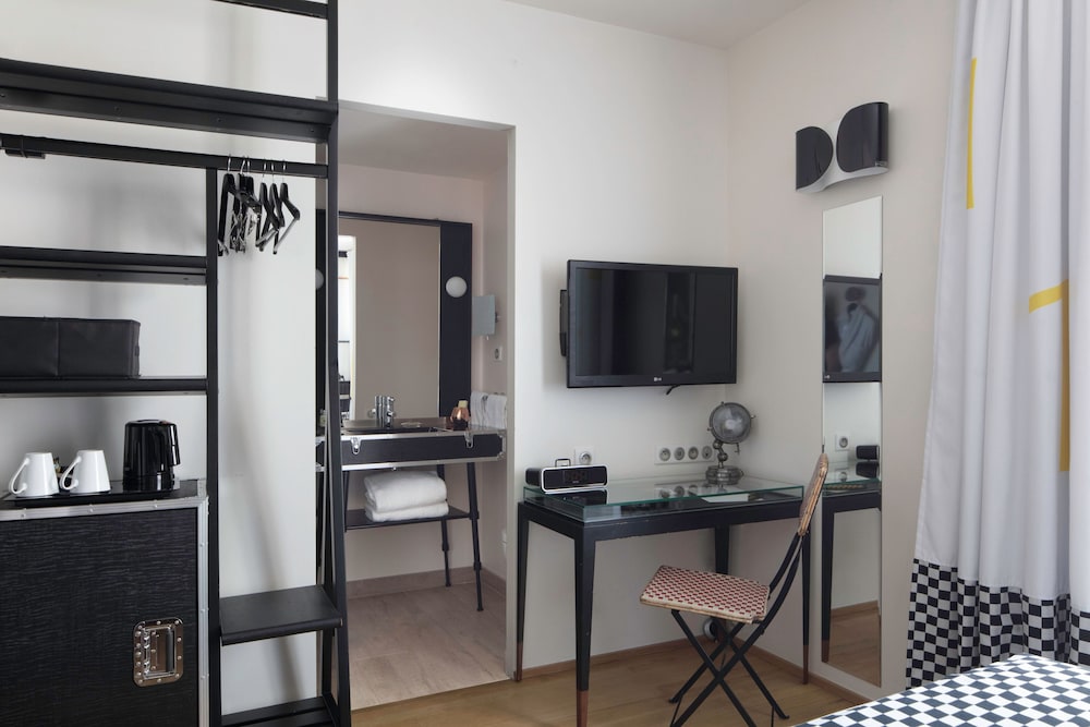 Le 123 Sebastopol Astotel 34/50
