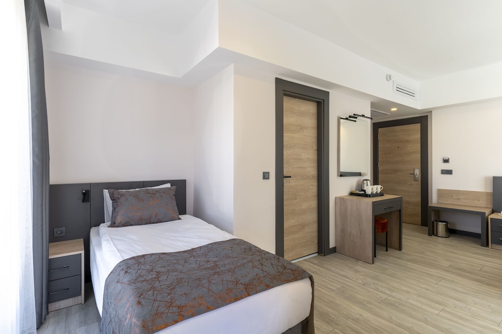 Irenic Hotel 22/49