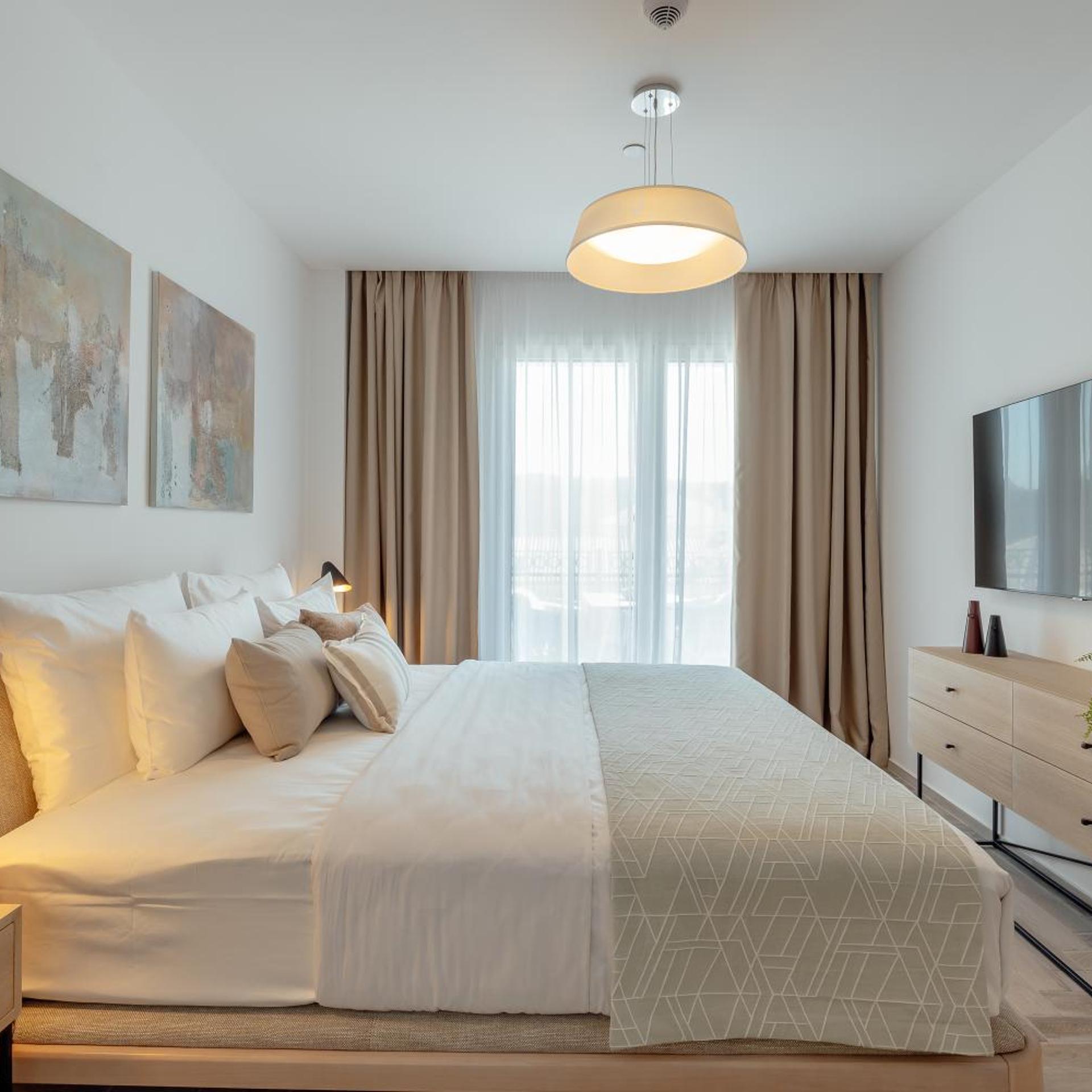 1 Bedroom, Apartment, King Bed, Street View, Resident Building