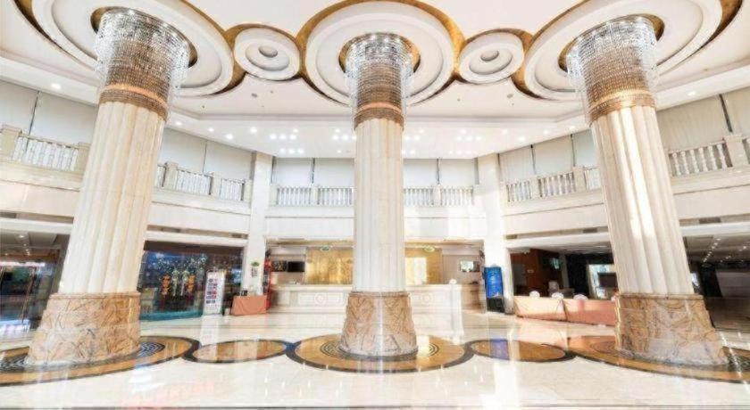 Vienna International Hotel (Nanning East Railway Station) 14/50