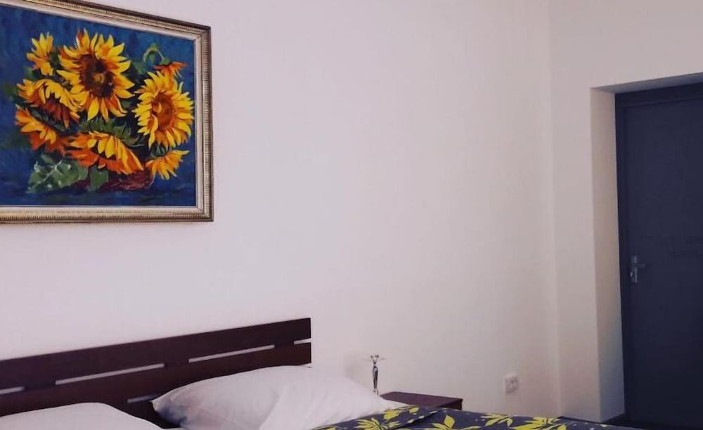 Jules Verne Hostel Tashkent 31/50