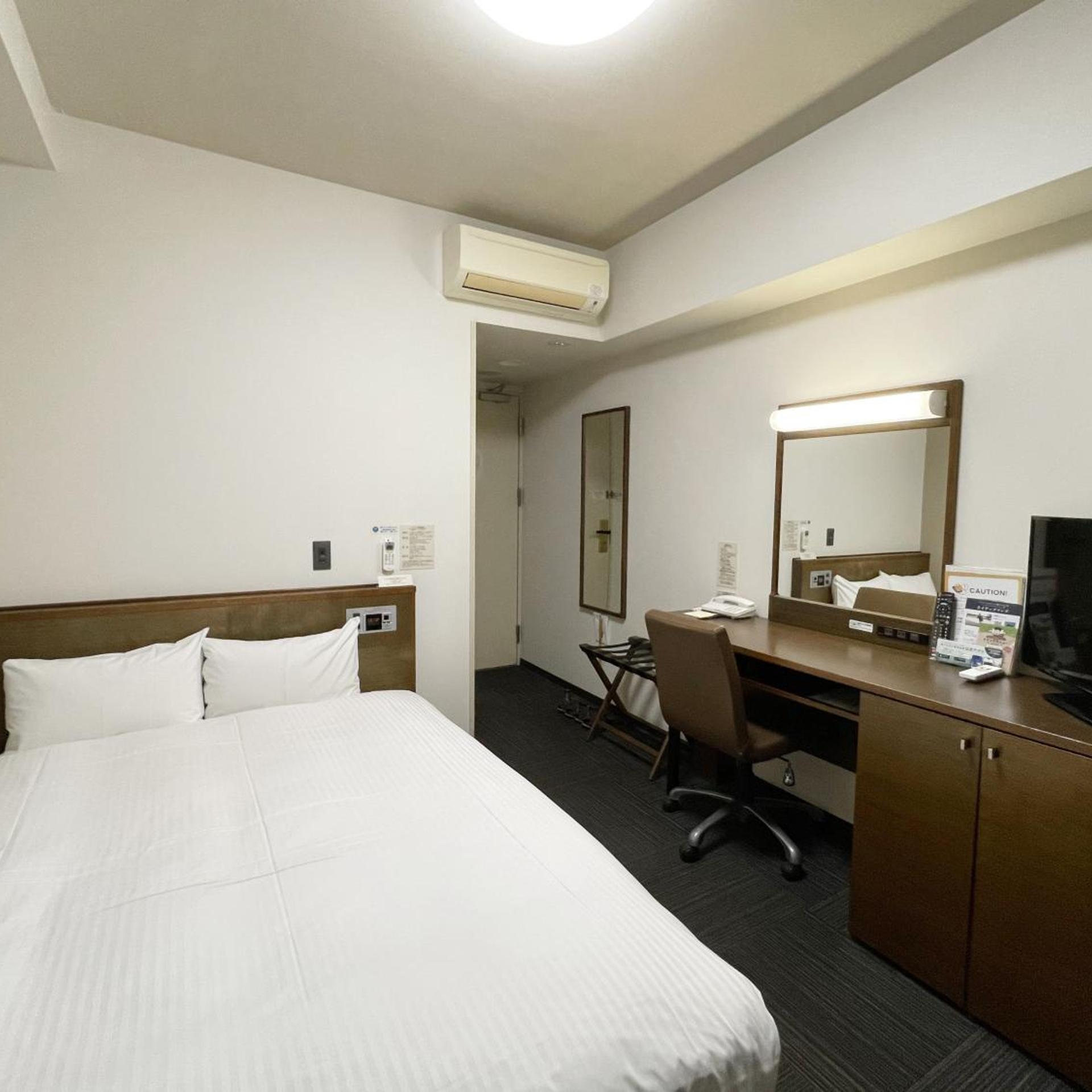 Room, Semi Double Bed, Smoking