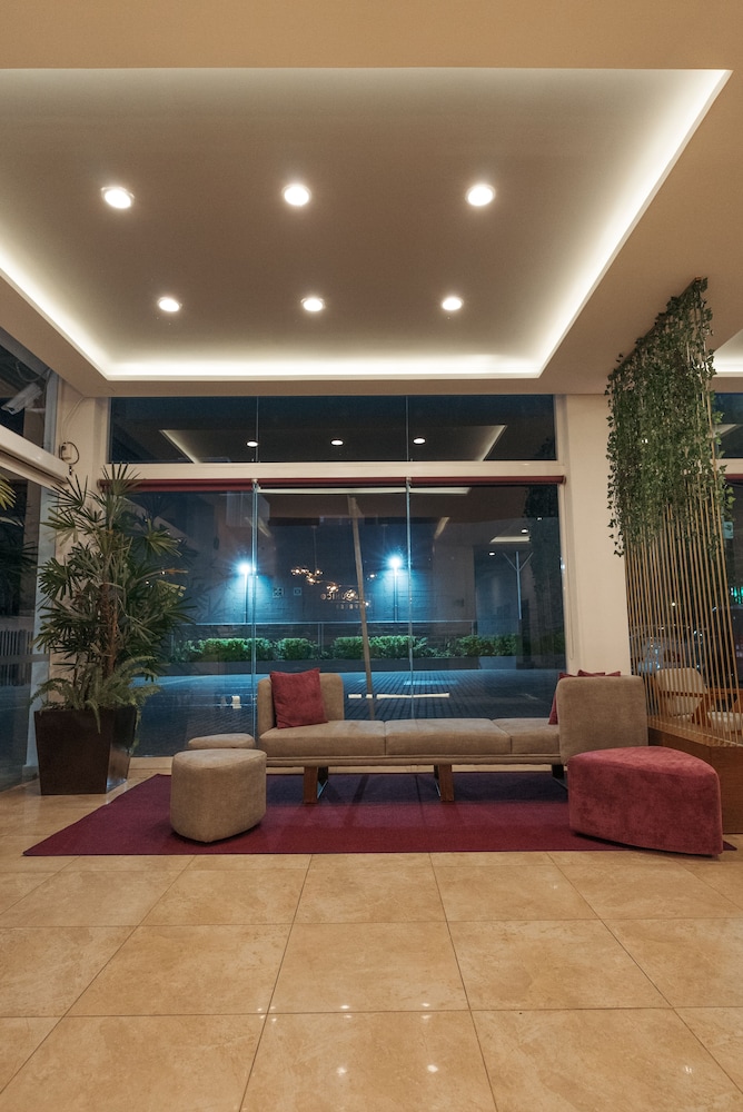 Eco Express Hotel Poliforum 29/32