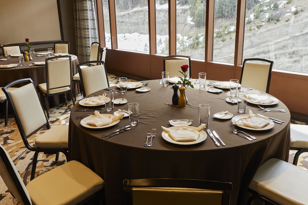 Monarch Casino Resort Spa Black Hawk 55/73