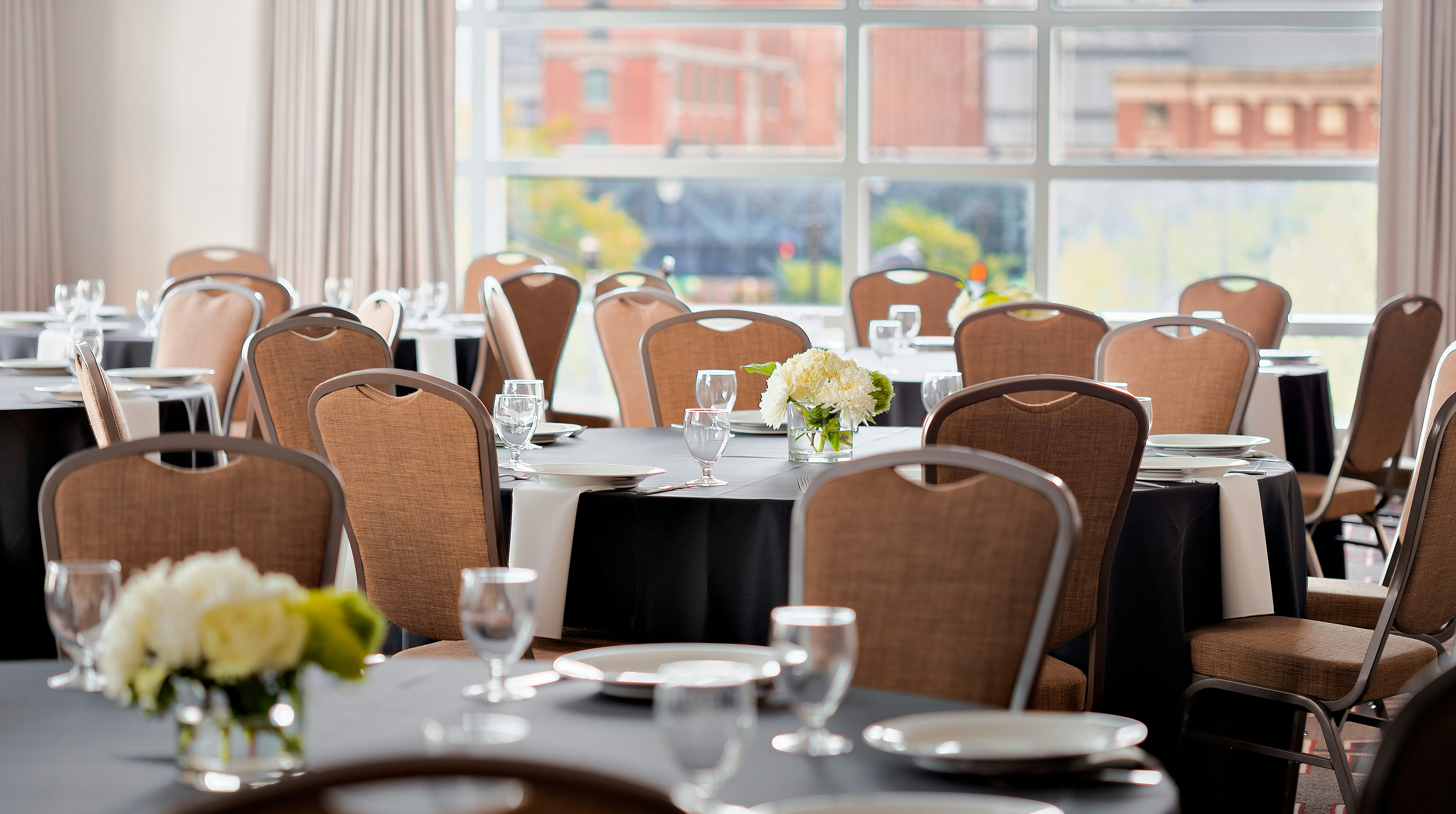 Hilton Garden Inn Chicago Mccormick Place 67/71
