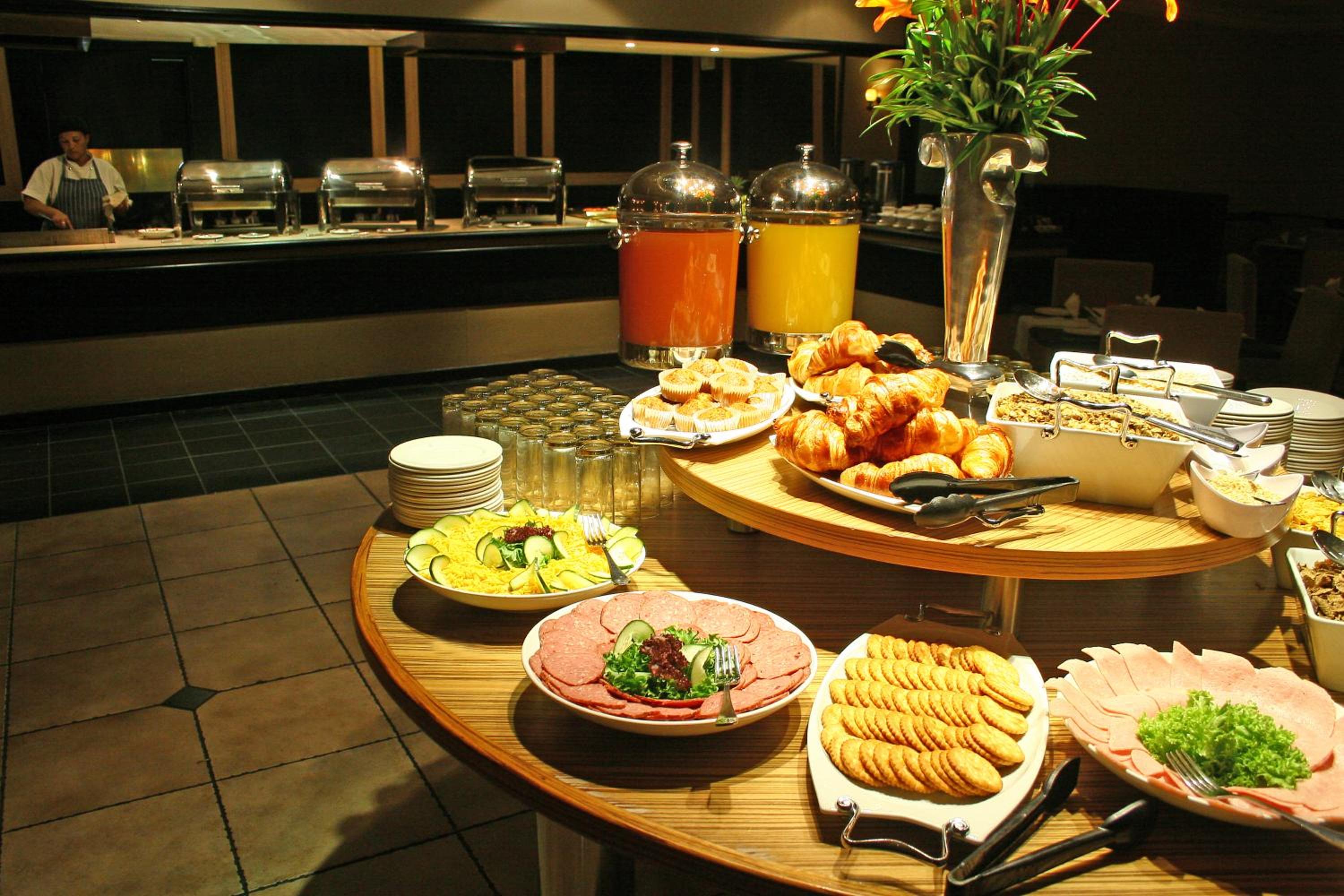 Oudtshoorn Inn Hotel And Conferencing Centre 28/37