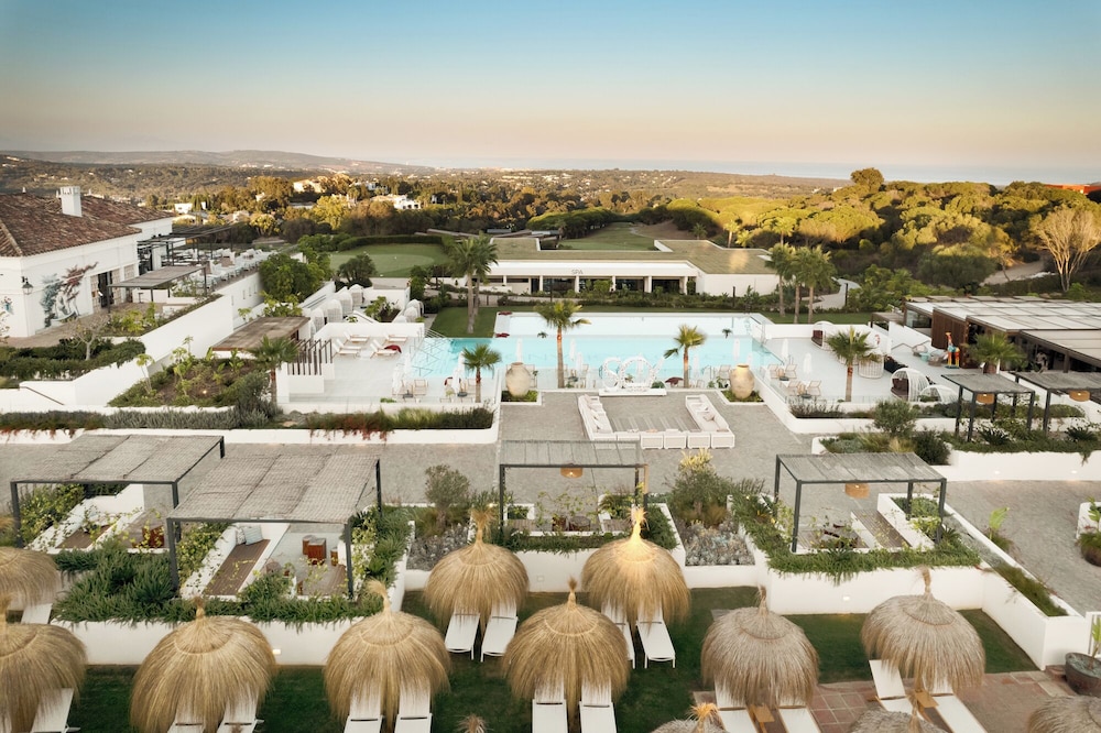 SO/Sotogrande Spa & Golf Resort Hotel 3/82