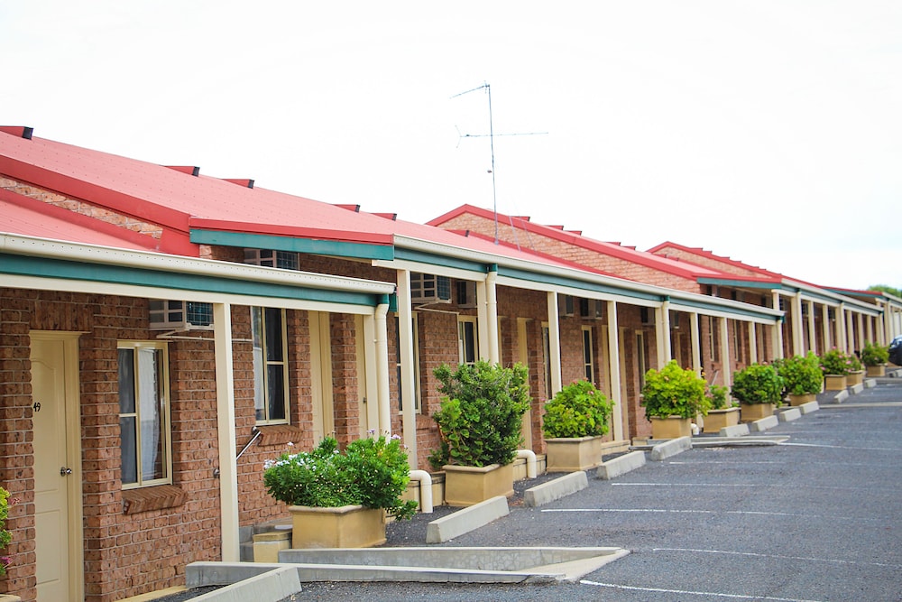 Motel 359 1/40