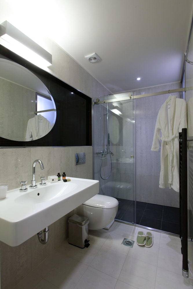 Metropolis Hotel Ioannina 59/63