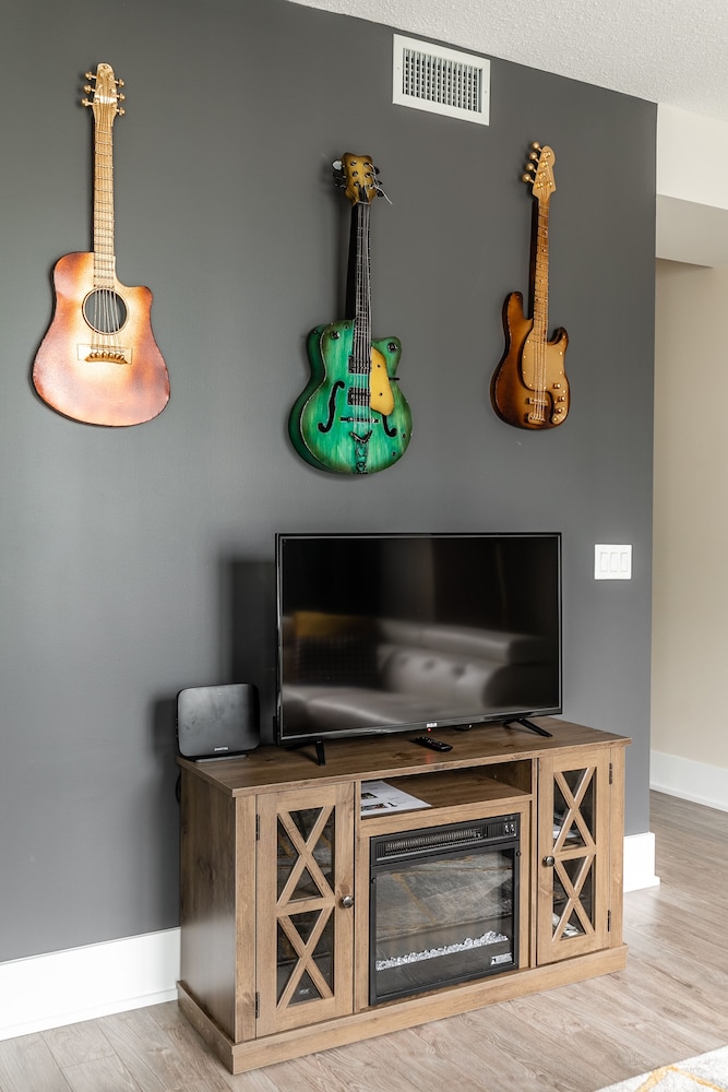 GLOBALSTAY Modern Downtown Apartment 6/46