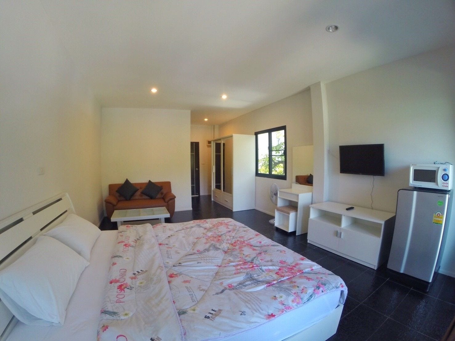 GRAND, APARTMENT, KING BED