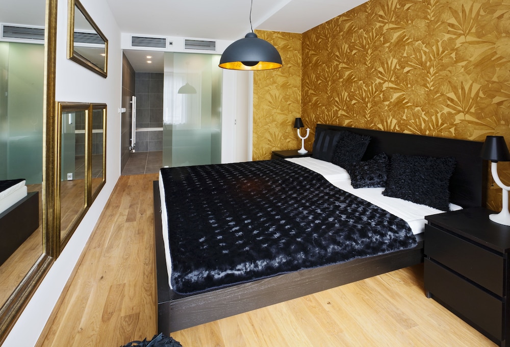Empirent Apartments 13/50